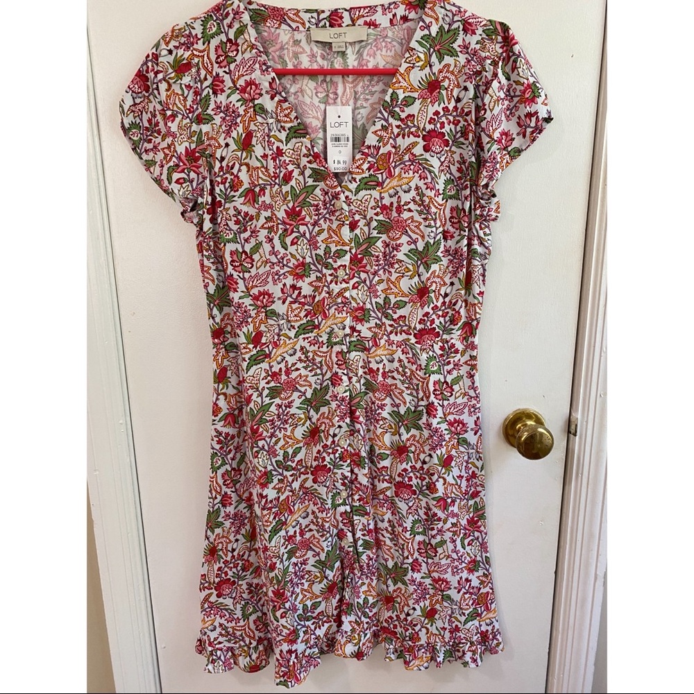 ✨NWT✨ Loft Spring Floral Dress